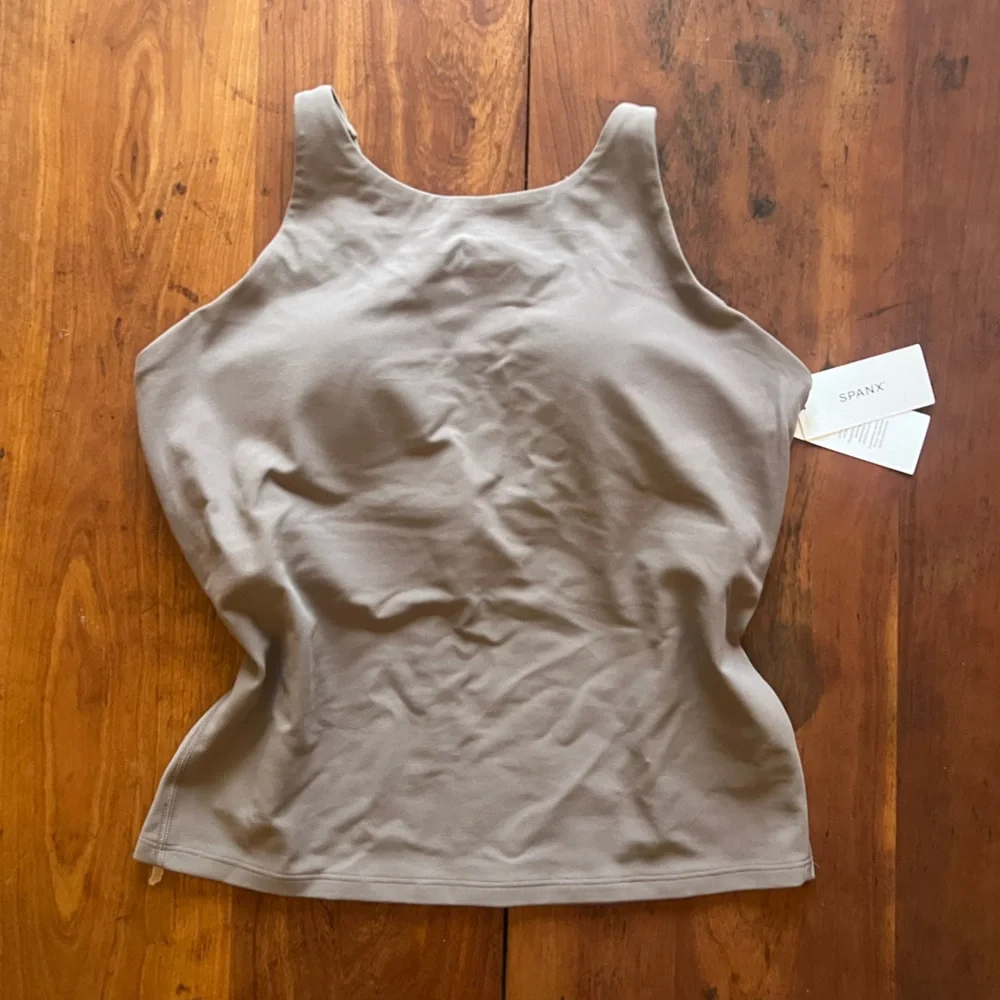NWT, SPANX—SpanxSmooth OnForm High Neck Shelf Tank Lined Women's Top in Smoke—M - Picture 8 of 12